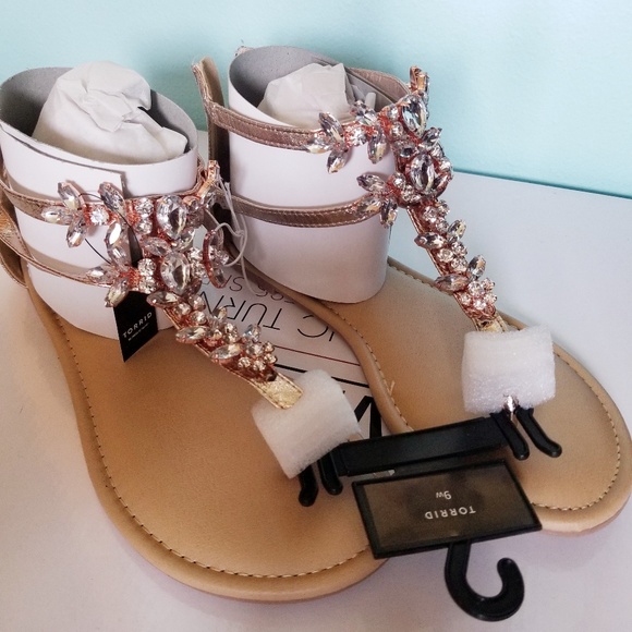 torrid wide width sandals